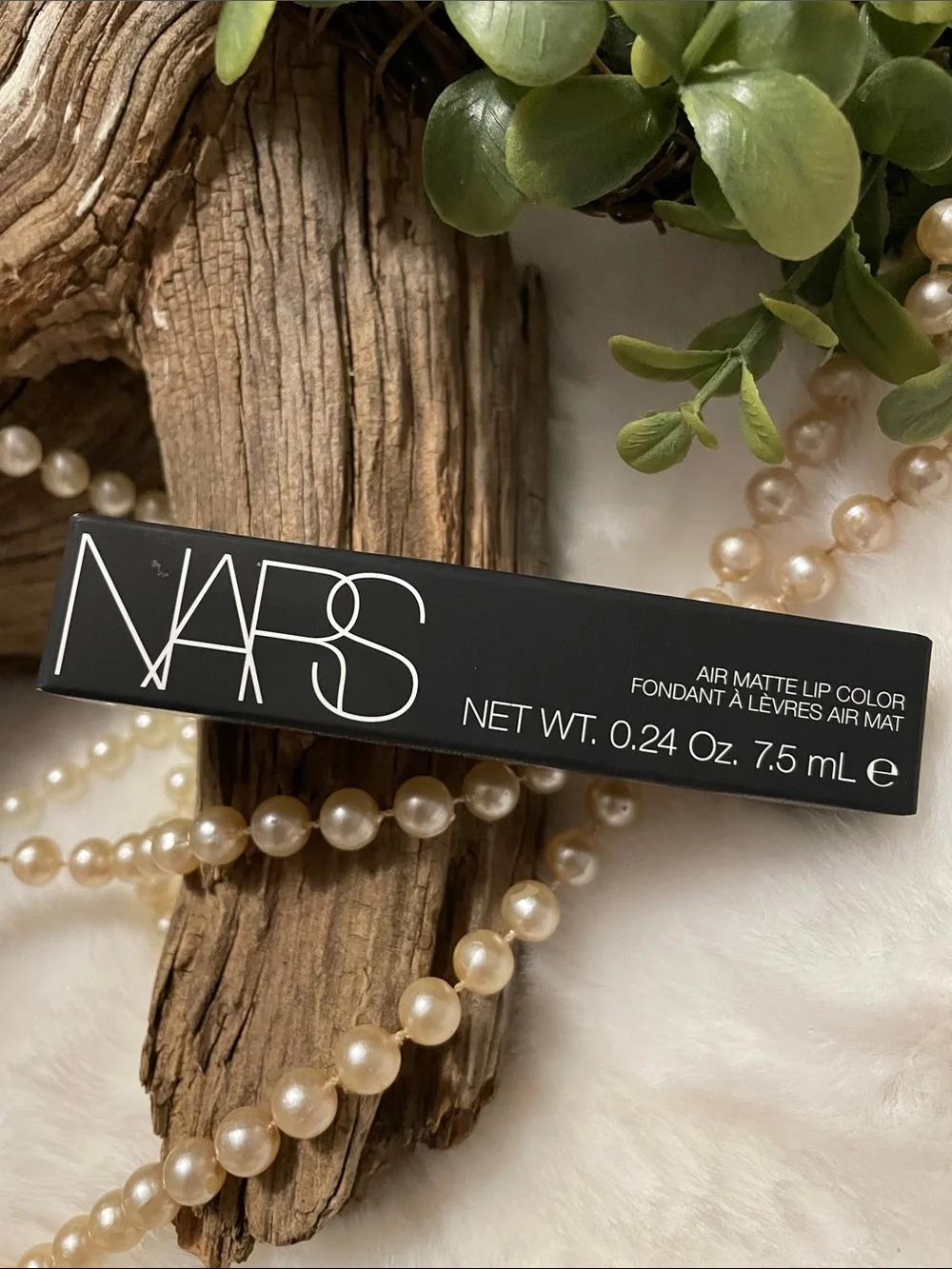 🩷NARS ®️Air Matte Lip Color — Classic Red  “Burlesque” #385